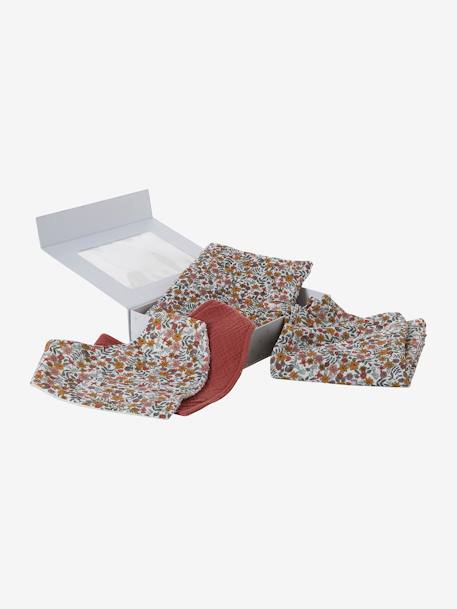 4-piece baby gift set: 2 bibs + 1 muslin cloth + 1 health book cover multicoloured+set pink - vertbaudet enfant 