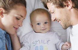 How to maintain a healthy relationship as a couple after the arrival of a baby?